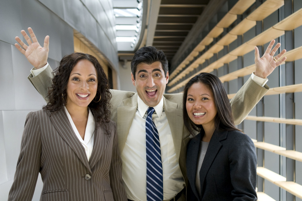 3 business people_happy face_iStock_000006951680Large